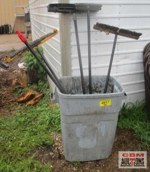 Trash Can & Brooms