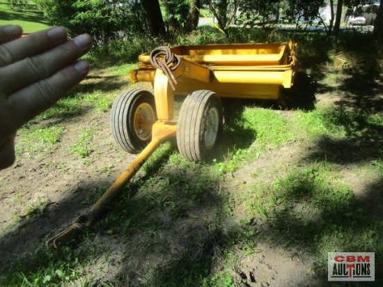 Eversman...2SD Hydraulic Dirt Pan Pull Scraper With Dolly Wheels (Looks Like A 2 Cu Yd)