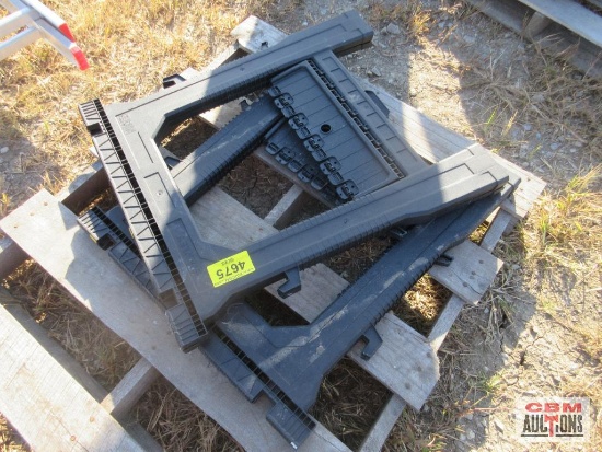 Stanley Black Plastic Folding Saw Horses