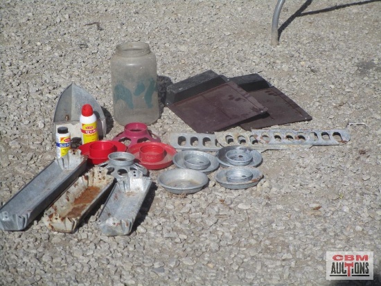 Chicken Ranch Start Up Kit, Feed Pans And Water Bases *BRF