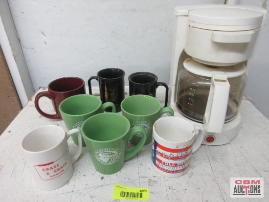 Coffee Maker & Cups