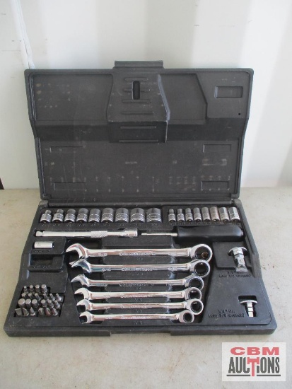 Gearwrench...Tool...Set w/ Molded Storage Case 12pt, Sockets (3/16" to 3/4"), Adapter, 3/8" Drive & 