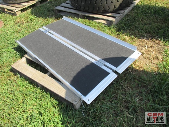Folding Aluminum Ramp Capacity 600lbs.