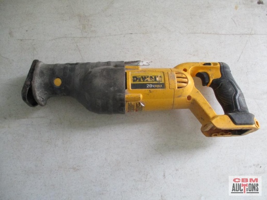 Dewalt 20V Variable Speed Reciprocating Saw/Sawzall (Dcs380) With Misc. Blades. No Battery (Works)