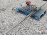 Allen Gas Powered Vibrating Magic Screed With Honda Motor- Comes With 12' Screed Board (Runs)