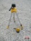 DeWalt Builders Laser Level DW090 w/Elevator Tripod DW0733 *B14