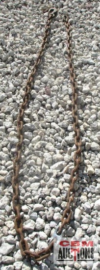 9' Log Chain With Hook *A24