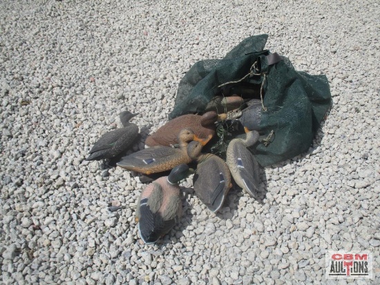 12+/- Duck Decoys, Corded & Weighted Green Bag *B16