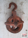 Yale 1-1/2 Ton Pulley *C14