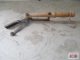 Hand Clay Thrower *A23