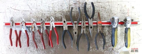 Magnetic Source 24" Magnetic Tool Rail w/ Plier & Ratchet Assortment