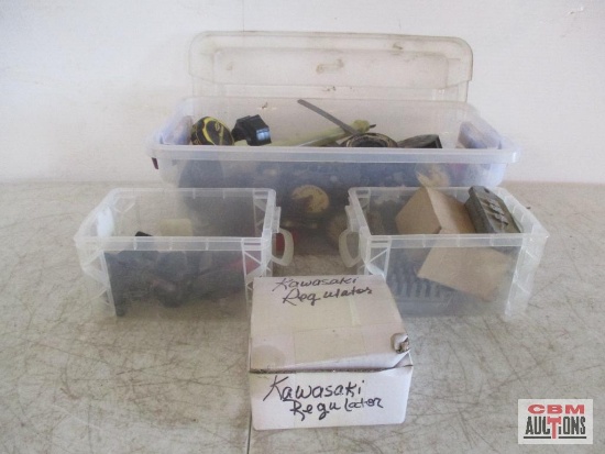 Assortment Of Gas Caps, Knobs & Small Engine Parts *1