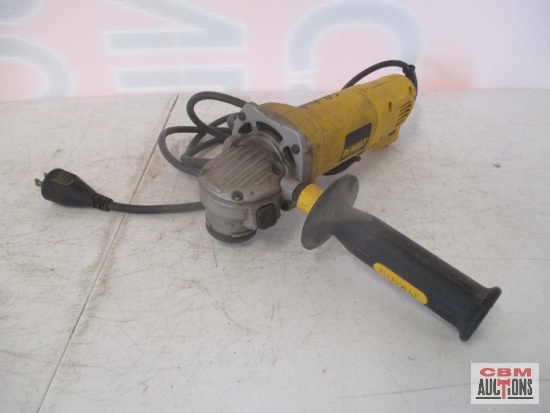 Dewalt D28403 4 1/2" Angle Grinder (Runs) *1