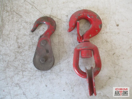 (2) Hooks *1