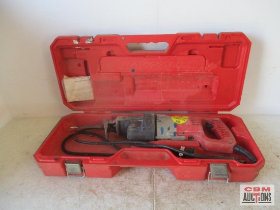 Milwaukee Electric Sawsall With Case(Unknown) *1