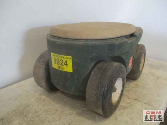 Rolling Garden Stool *3