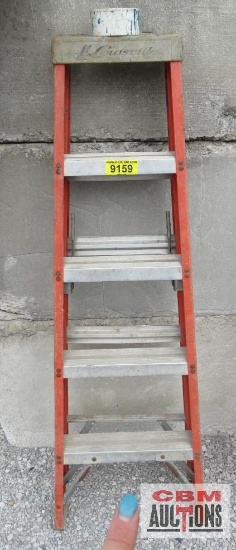 Fiberglass Step Ladder *2