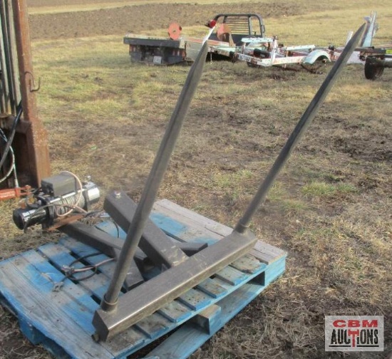 Truck Bed ElectricDual Bale Spike With 10K Winch *9