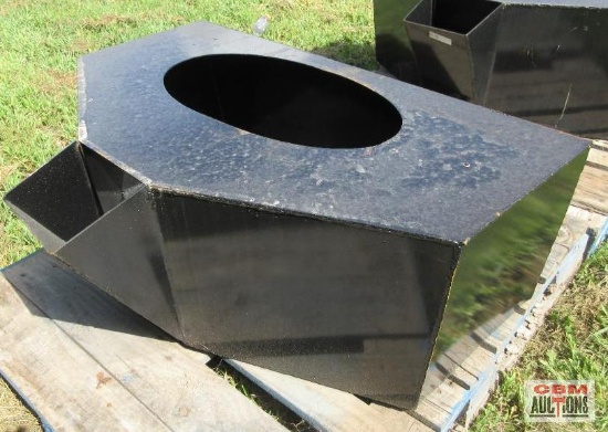 KC Mini Skid Steer Concrete Placement Bucket #140 *North