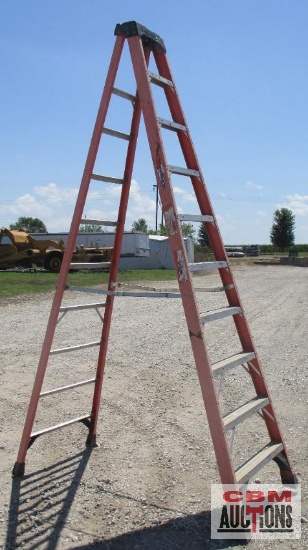 Werner 10' Fiberglass Step Ladder *7