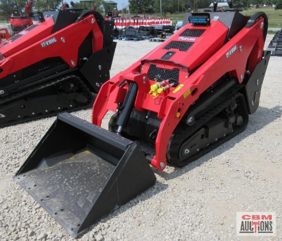 Future FT-V1000 Mini Skid Steer Loader, KUBOTA D1105 24 Hp Diesel Engine, 39" Bucket, Auxiliary