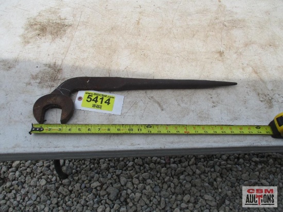 Large Vintage Wrench *E18