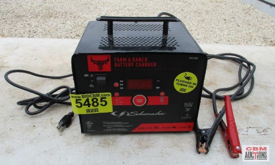 Schumacher Farm & Ranch Battery Charger (Runs) *E13