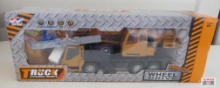 Truck Construction Crane Truck Remote Control Toy S# 0729 *F21