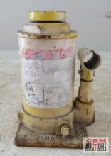 Ford 4-Ton Hydraulic Bottle Jack *A6