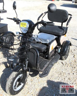 2026 Future A777 Electric Tricycle 2-Seater With Hide-Away Or Flip-Up Auxiliary Seat Sliding Seat *6