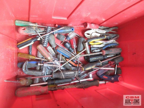 Tote Assorted Hand Tools & Screwdrivers *B6