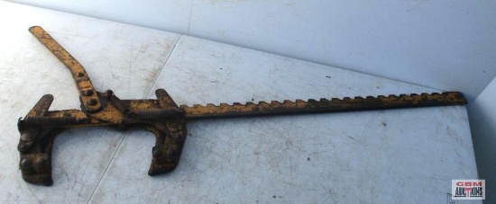 Barb Wire Stretcher
