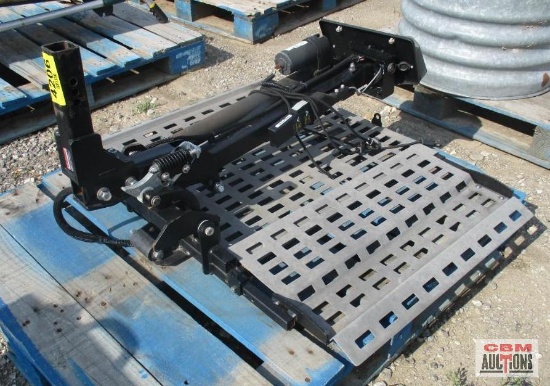 Receiver Hitch Electric Wheelchair Lift (Unknown)