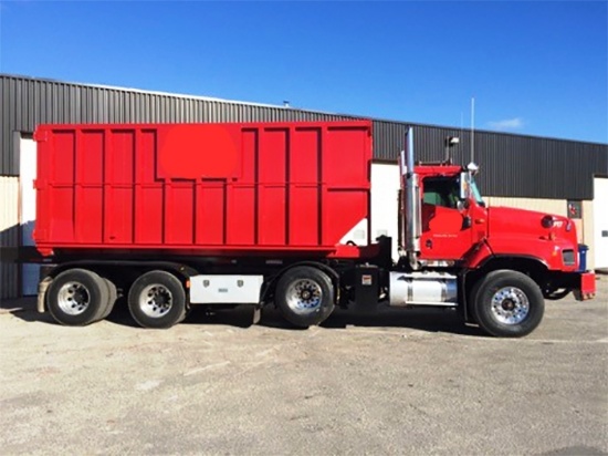 2005 Pay Star TRi Axle Roll-Off Bin Truck w/ 60,000 lbs JWH Roll-Off Hoist. (Bin Not Included)