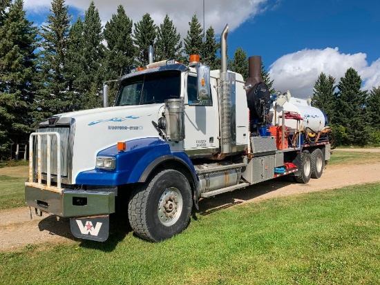 2009 Western Star 4900SA Tandem Hot Oiler Pressure Truck