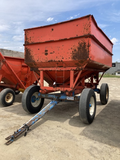Killbros 385 Gravity Wagon on 12 Ton Killbros Gear