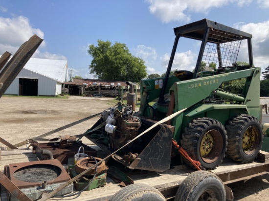 John Deere 125 Skid Loader