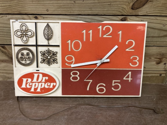 Dr. Pepper Clock