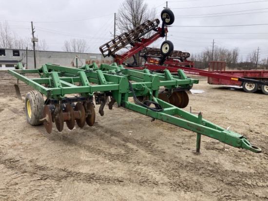 John Deere 12' Chisel Plow