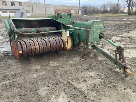 John Deere T24 Square Baler