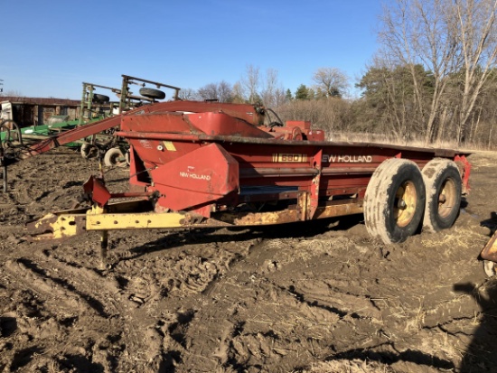 New Holland Manure Spreader - Wood Hauler