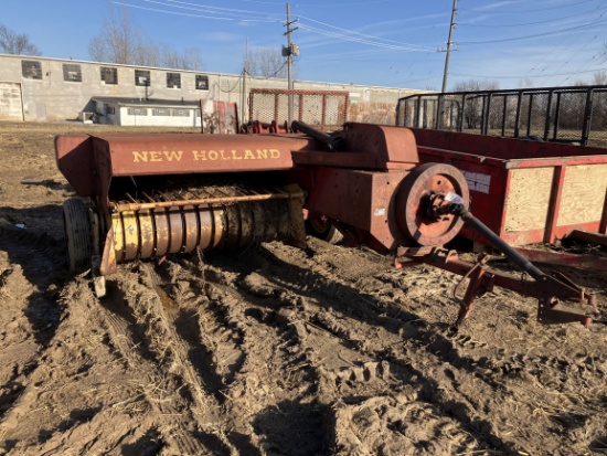 New Holland 268 Square Baler