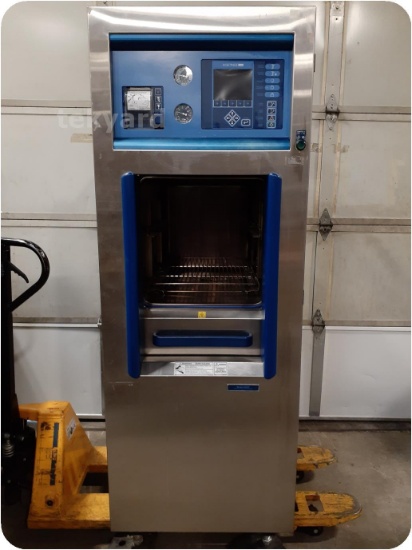 Getinge 422HC  Autoclave / Gravity Steam Sterilizer