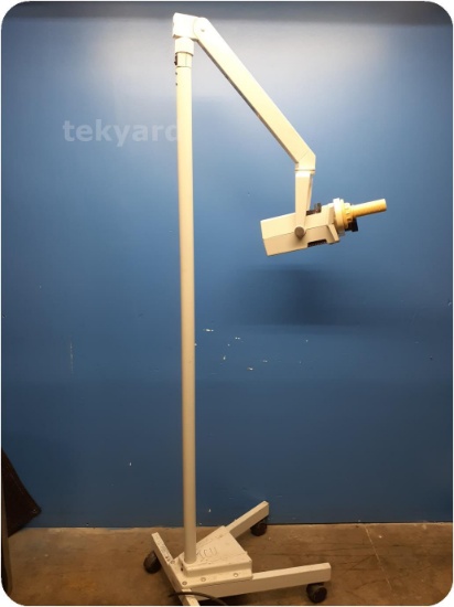 Burton Medical   Portable Examination Light