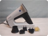 Carl Zeiss Meditec Visuscout 100  Handheld Fundus Camera