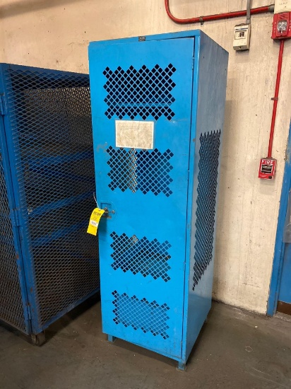 GLOBAL LOCKERS