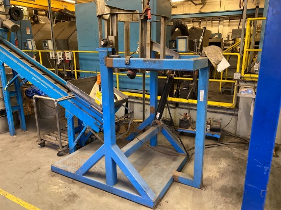 55 GALLON DRUM DUMPER