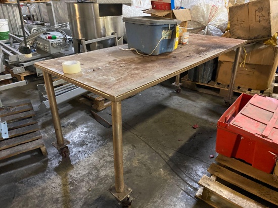 STAINLESS STEEL TABLE WITH WHEELS, PLASTIC TOTE & MISC. ITEMS