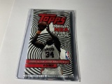 2003/04 TOPPS BASKETBALL UNOPENED PACK. PSOSSIBLE LEBRON JAMES ROOKIE