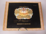 Fabrica de Tabacos H. Upmann Cigar box